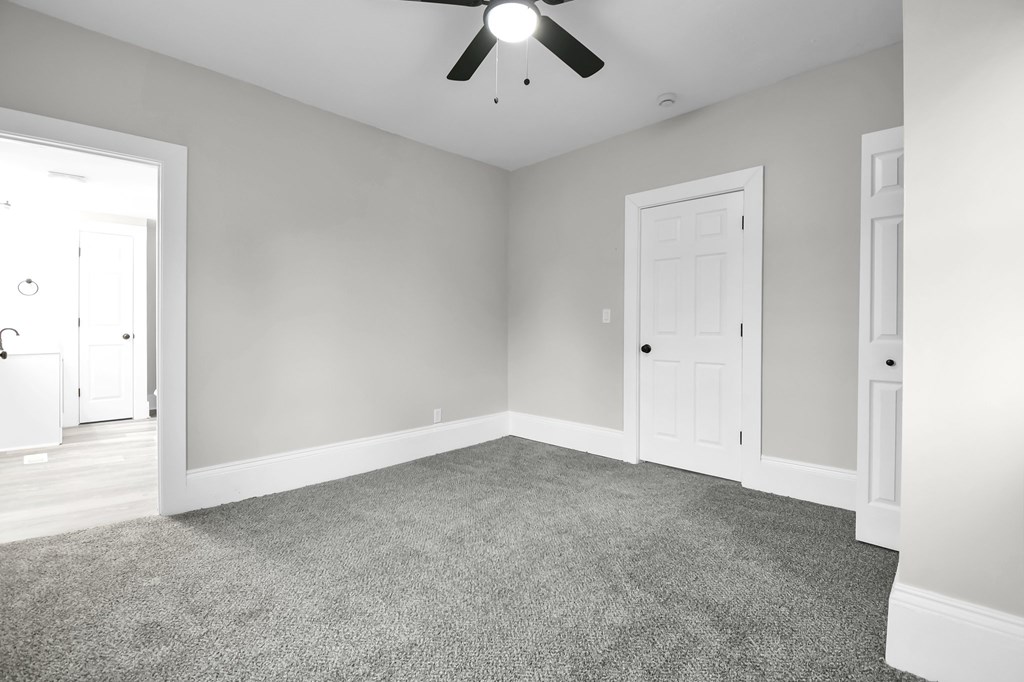 44 W 4th Street, Fredericktown, Ohio 43019, 4 Bedrooms Bedrooms, ,2 BathroomsBathrooms,Residential,For Sale,4th Street,9067079