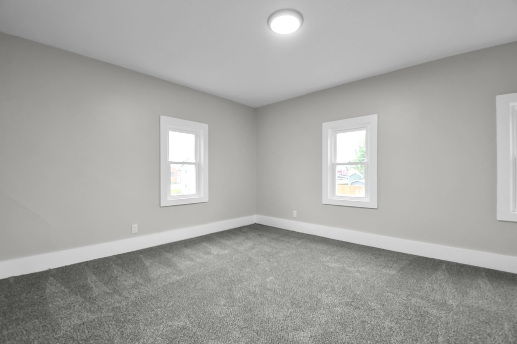 44 W 4th Street, Fredericktown, Ohio 43019, 4 Bedrooms Bedrooms, ,2 BathroomsBathrooms,Residential,For Sale,4th Street,9067079