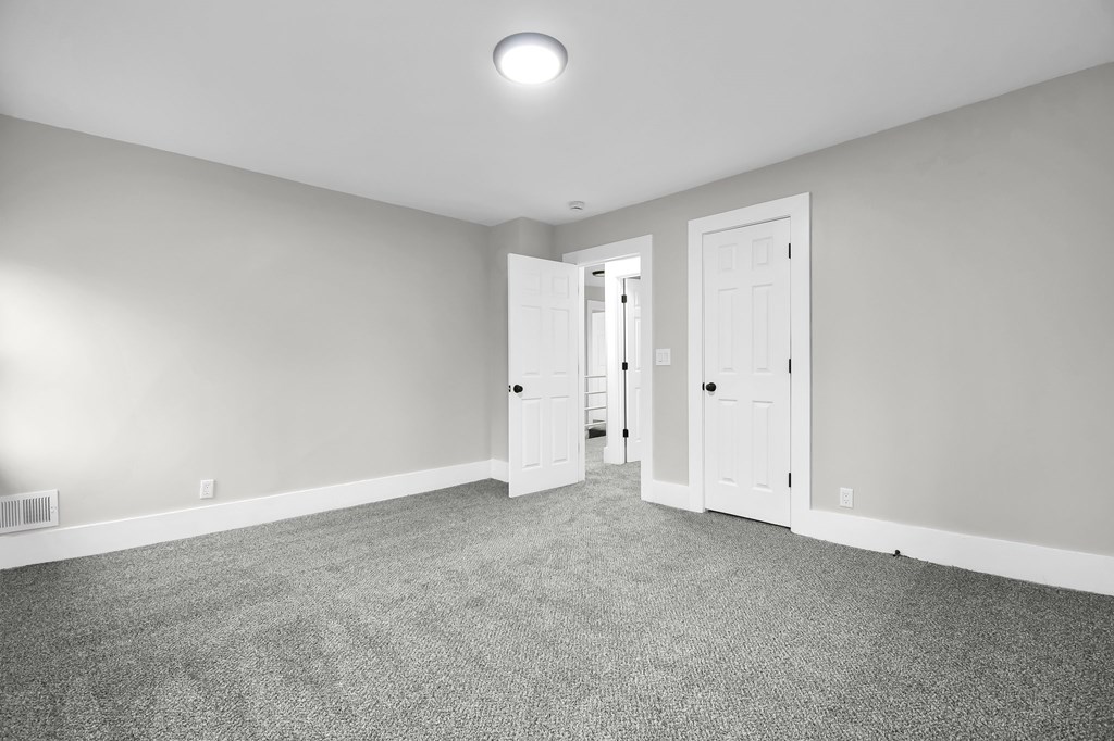44 W 4th Street, Fredericktown, Ohio 43019, 4 Bedrooms Bedrooms, ,2 BathroomsBathrooms,Residential,For Sale,4th Street,9067079