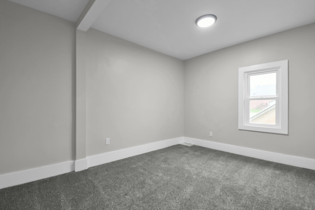 44 W 4th Street, Fredericktown, Ohio 43019, 4 Bedrooms Bedrooms, ,2 BathroomsBathrooms,Residential,For Sale,4th Street,9067079