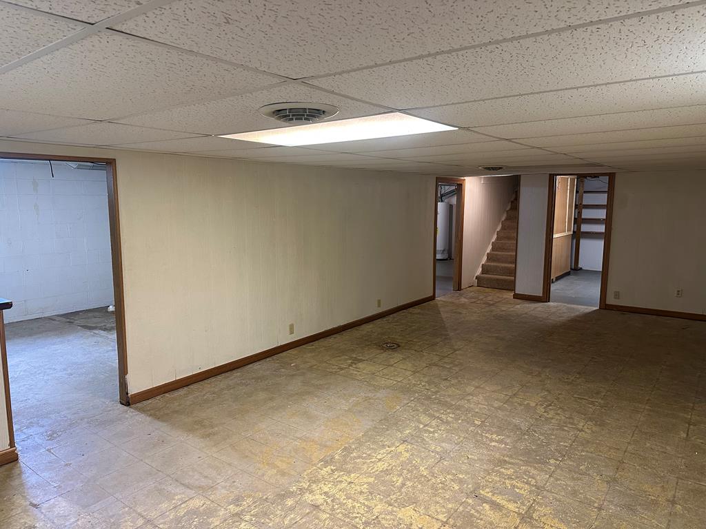 33 Sunset Drive, Shelby, Ohio 44875, 2 Bedrooms Bedrooms, ,1 BathroomBathrooms,Residential,For Sale,Sunset Drive,9067091