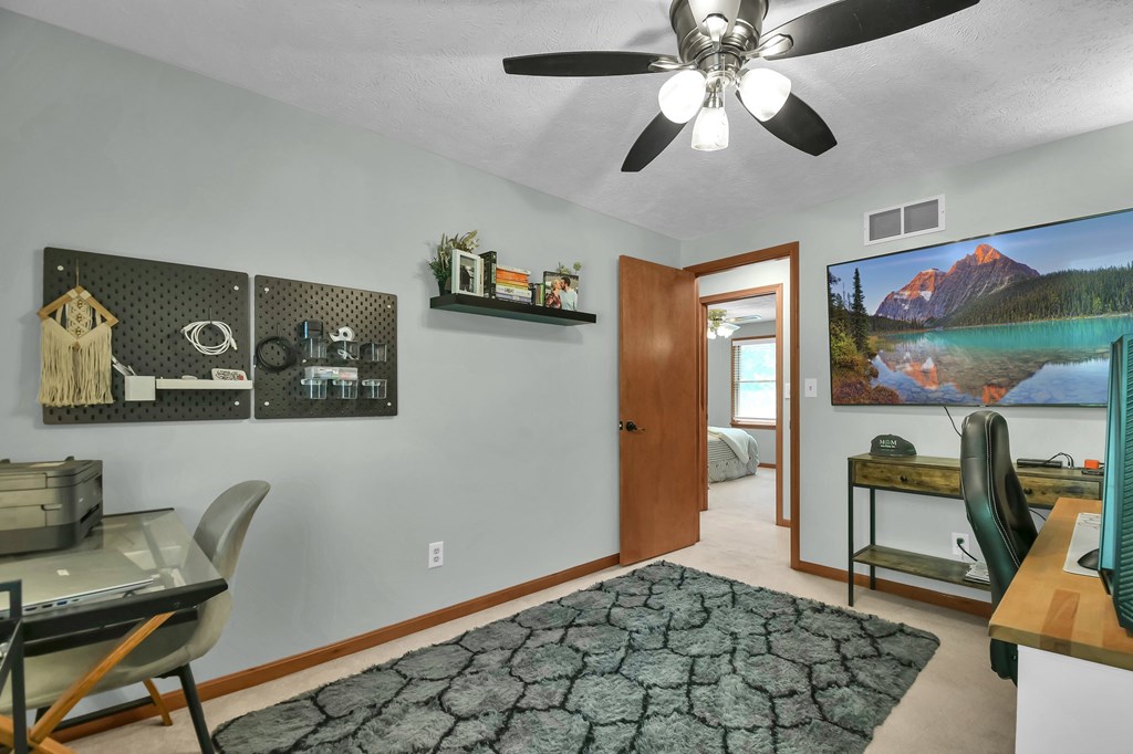 567 Heidi Lane, Mansfield, Ohio 44904, 4 Bedrooms Bedrooms, ,2 BathroomsBathrooms,Residential,For Sale,Heidi Lane,9067103