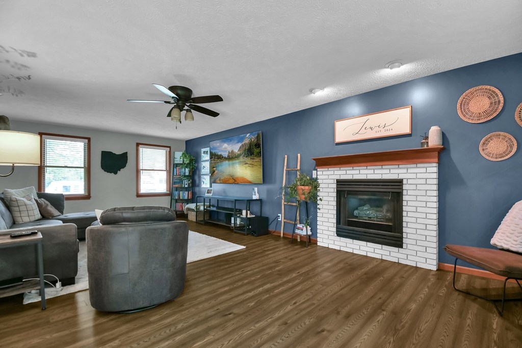567 Heidi Lane, Mansfield, Ohio 44904, 4 Bedrooms Bedrooms, ,2 BathroomsBathrooms,Residential,For Sale,Heidi Lane,9067103