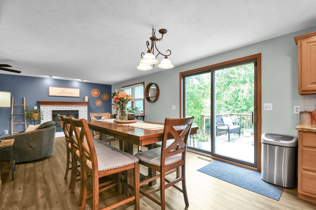 567 Heidi Lane, Mansfield, Ohio 44904, 4 Bedrooms Bedrooms, ,2 BathroomsBathrooms,Residential,For Sale,Heidi Lane,9067103