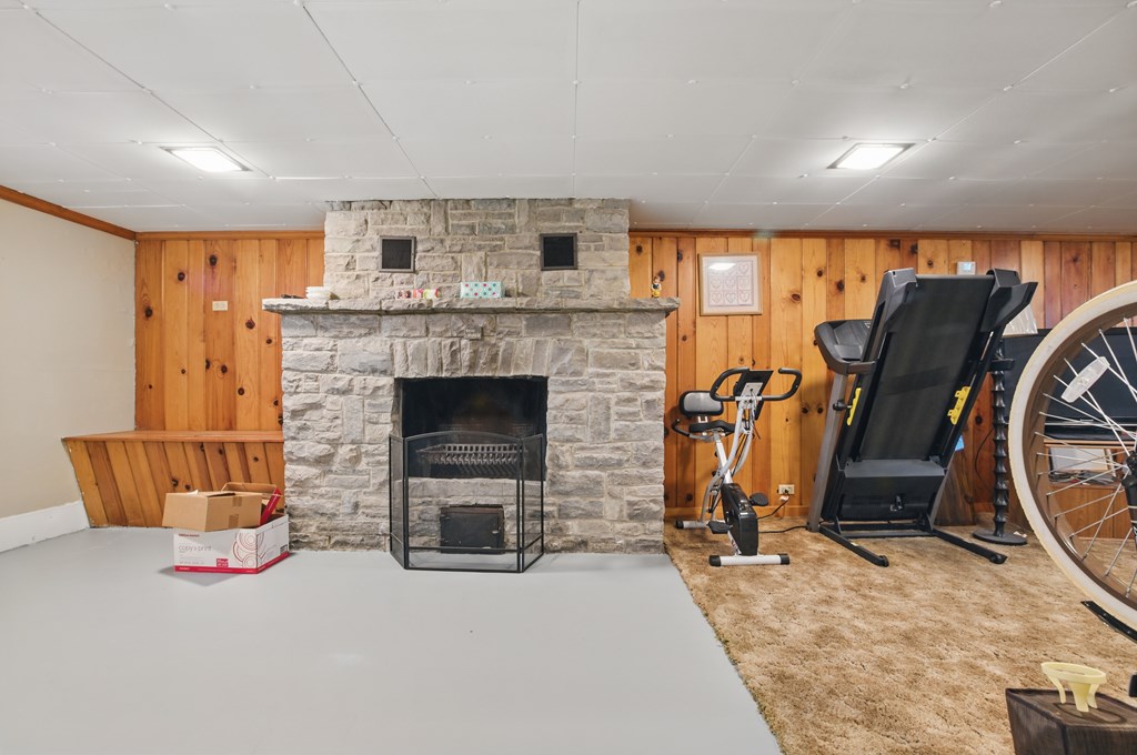 40 Hopewell, Tiffin, Ohio 44883, 2 Bedrooms Bedrooms, ,2 BathroomsBathrooms,Residential,For Sale,Hopewell,9067106