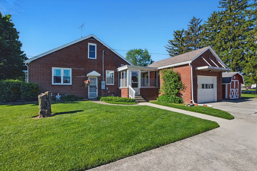 40 Hopewell, Tiffin, Ohio 44883, 2 Bedrooms Bedrooms, ,2 BathroomsBathrooms,Residential,For Sale,Hopewell,9067106