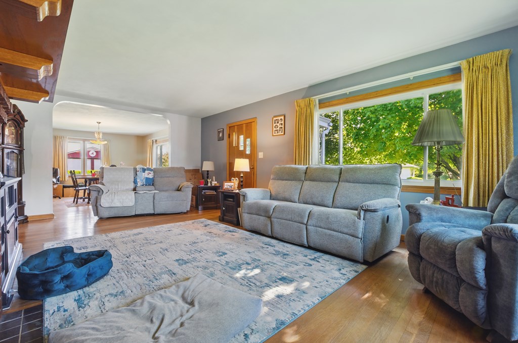 40 Hopewell, Tiffin, Ohio 44883, 2 Bedrooms Bedrooms, ,2 BathroomsBathrooms,Residential,For Sale,Hopewell,9067106
