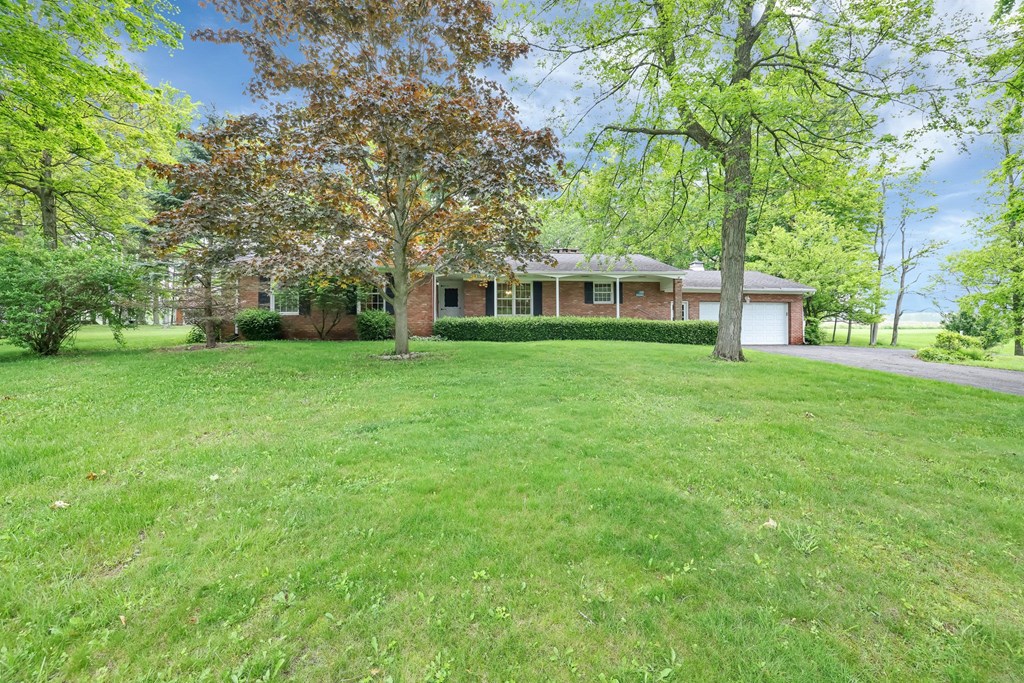 3170 Beverly Lane, Mansfield, Ohio 44903, 4 Bedrooms Bedrooms, ,2 BathroomsBathrooms,Residential,For Sale,Beverly Lane,9067124