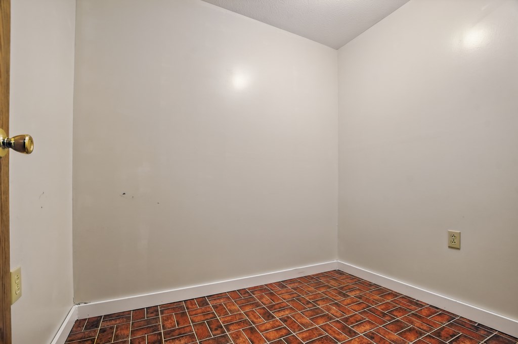 6950 State Route 97, Mansfield, Ohio 44906, 3 Bedrooms Bedrooms, ,1 BathroomBathrooms,Residential,For Sale,State Route 97,9067129
