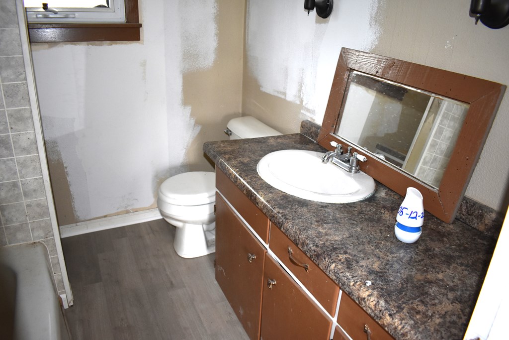 54 Second Street, Shelby, Ohio 44875, 4 Bedrooms Bedrooms, ,2 BathroomsBathrooms,Residential,For Sale,Second Street,9067062