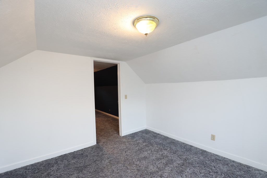 25 S Stewart Road, Mansfield, Ohio 44905, 3 Bedrooms Bedrooms, ,1 BathroomBathrooms,Residential,For Sale,Stewart Road,9067138