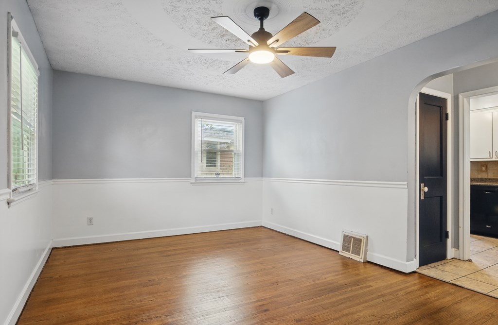 308 W Fourth Ave, Mansfield, Ohio 44905, 2 Bedrooms Bedrooms, ,1 BathroomBathrooms,Residential,For Sale,Fourth Ave,9067143
