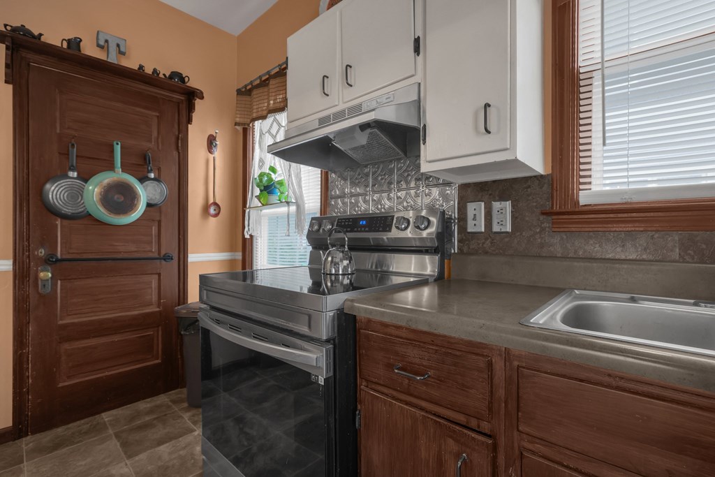 132 Orange Street, Galion, Ohio 44833, 3 Bedrooms Bedrooms, ,1 BathroomBathrooms,Residential,For Sale,Orange Street,9067158