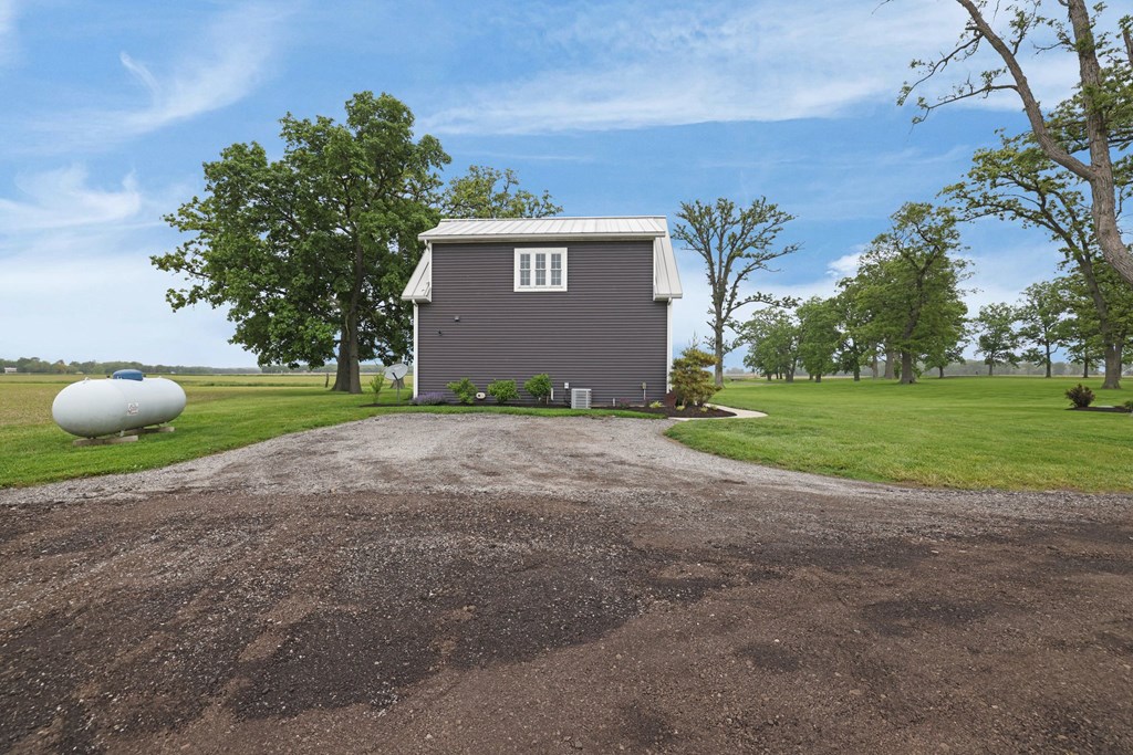 950 Knauss Road, Bucyrus, Ohio 44820, 1 Bedroom Bedrooms, ,1 BathroomBathrooms,Residential,For Sale,Knauss Road,9067159