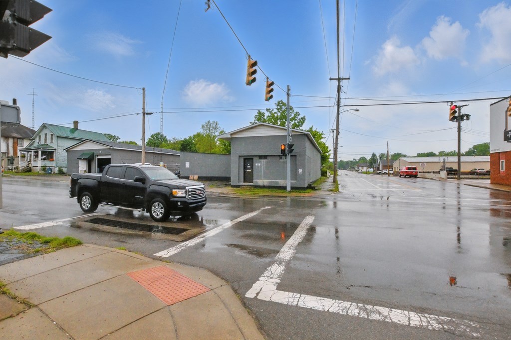 229 N 233-237 Mulberry St., Mansfield, Ohio 44902, ,Commercial Sale,For Sale,233-237 Mulberry St.,9067161