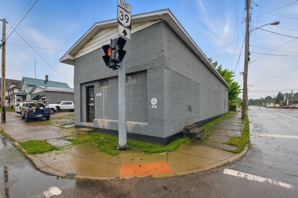 229 N 233-237 Mulberry St., Mansfield, Ohio 44902, ,Commercial Sale,For Sale,233-237 Mulberry St.,9067161