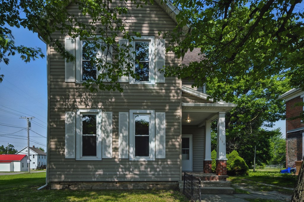 554 S Market, Galion, Ohio 44833, 4 Bedrooms Bedrooms, ,1 BathroomBathrooms,Residential,For Sale,Market,9067163