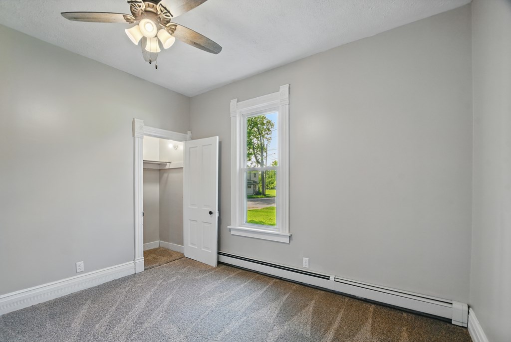 554 S Market, Galion, Ohio 44833, 4 Bedrooms Bedrooms, ,1 BathroomBathrooms,Residential,For Sale,Market,9067163