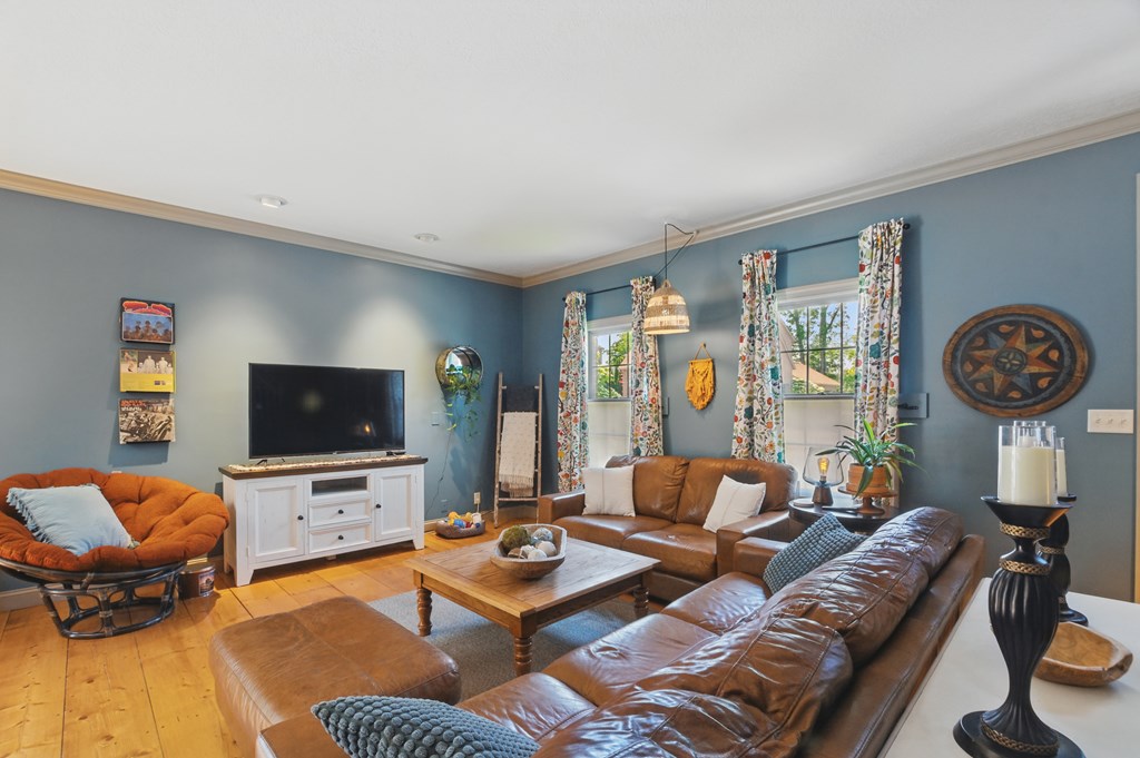 791 York Street W, Mansfield, Ohio 44904, 2 Bedrooms Bedrooms, ,3 BathroomsBathrooms,Residential,For Sale,York Street W,9067174