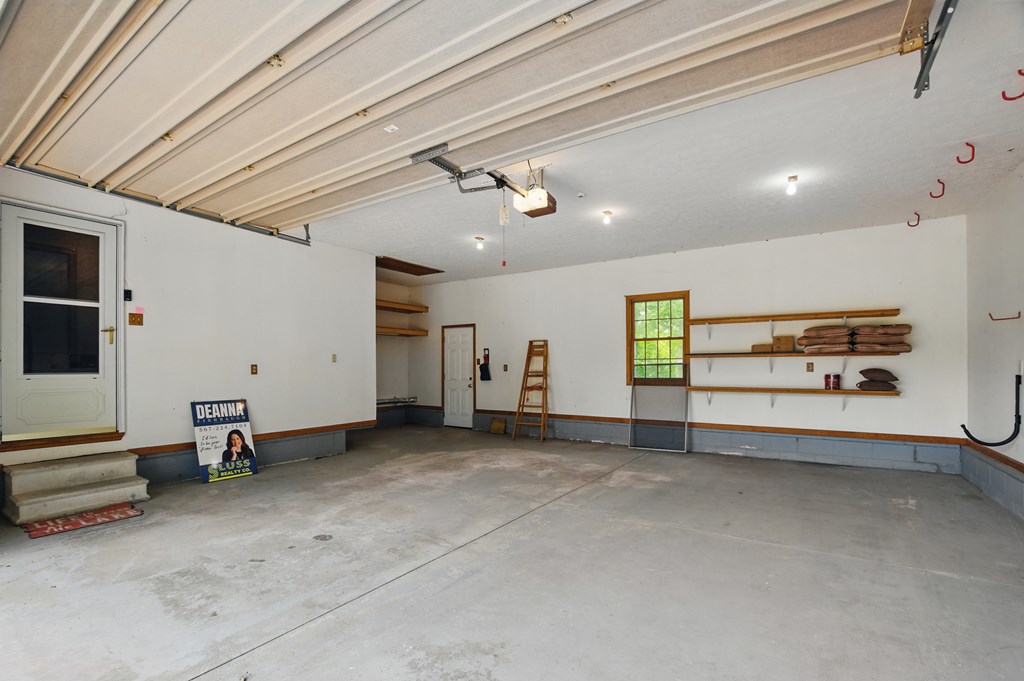 685 Timothy Drive, Willard, Ohio 44890, 3 Bedrooms Bedrooms, ,2 BathroomsBathrooms,Residential,For Sale,Timothy Drive,9067189