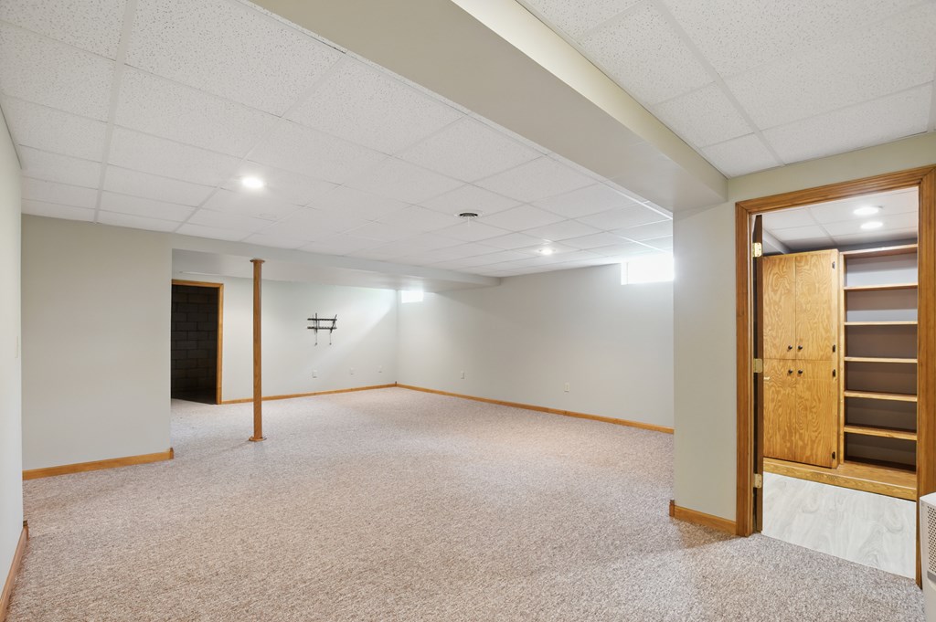 685 Timothy Drive, Willard, Ohio 44890, 3 Bedrooms Bedrooms, ,2 BathroomsBathrooms,Residential,For Sale,Timothy Drive,9067189
