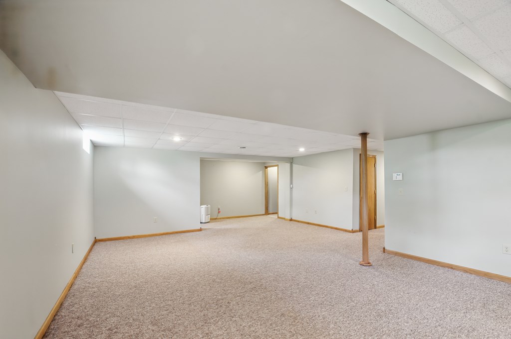 685 Timothy Drive, Willard, Ohio 44890, 3 Bedrooms Bedrooms, ,2 BathroomsBathrooms,Residential,For Sale,Timothy Drive,9067189