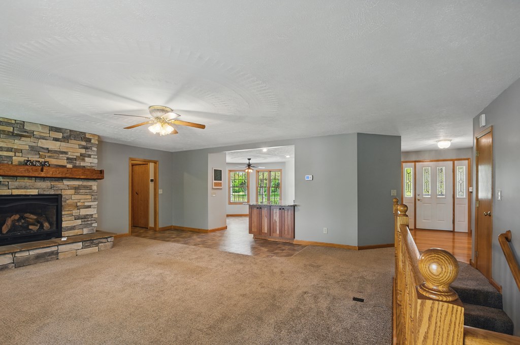 685 Timothy Drive, Willard, Ohio 44890, 3 Bedrooms Bedrooms, ,2 BathroomsBathrooms,Residential,For Sale,Timothy Drive,9067189
