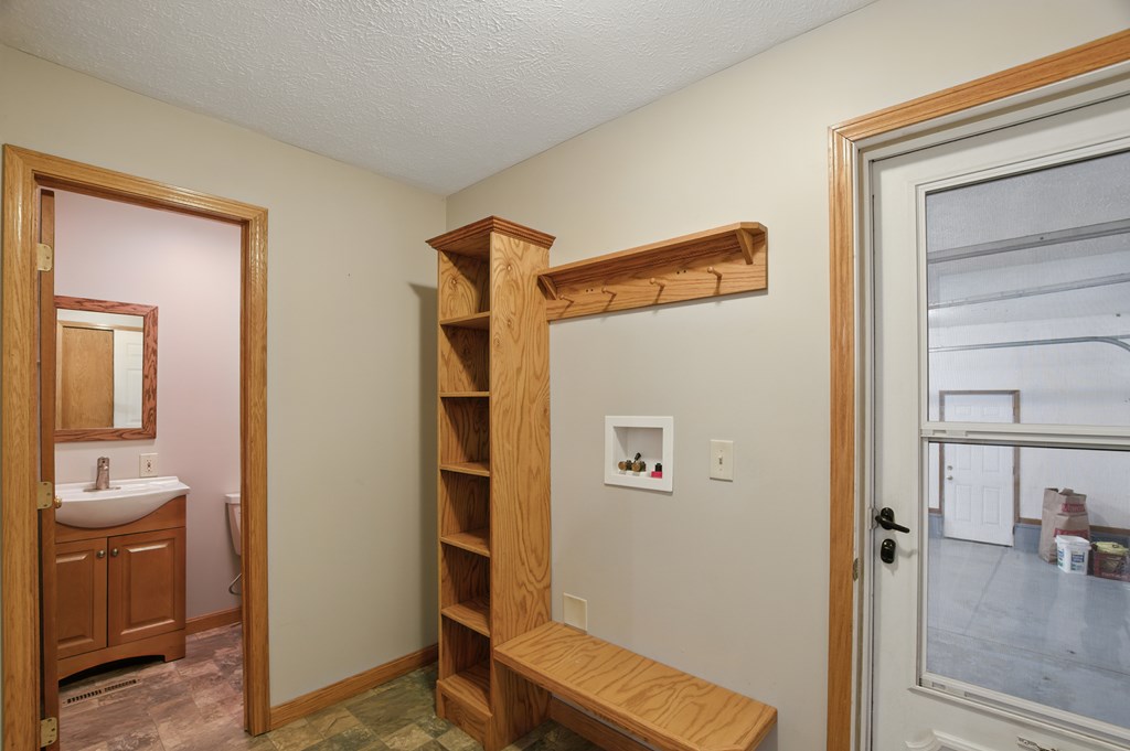 685 Timothy Drive, Willard, Ohio 44890, 3 Bedrooms Bedrooms, ,2 BathroomsBathrooms,Residential,For Sale,Timothy Drive,9067189