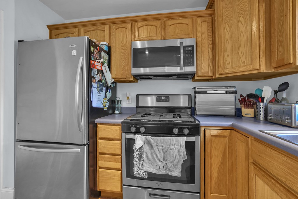 724 Poe Road, Bucyrus, Ohio 44820, 3 Bedrooms Bedrooms, ,3 BathroomsBathrooms,Residential,For Sale,Poe Road,9067208