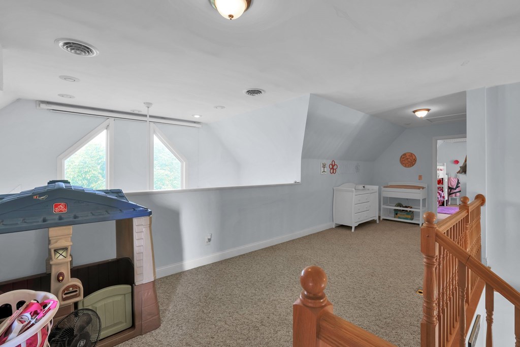 724 Poe Road, Bucyrus, Ohio 44820, 3 Bedrooms Bedrooms, ,3 BathroomsBathrooms,Residential,For Sale,Poe Road,9067208