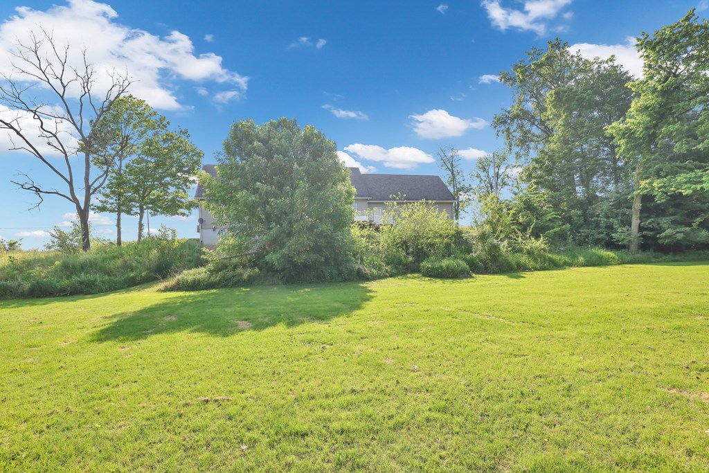 724 Poe Road, Bucyrus, Ohio 44820, 3 Bedrooms Bedrooms, ,3 BathroomsBathrooms,Residential,For Sale,Poe Road,9067208