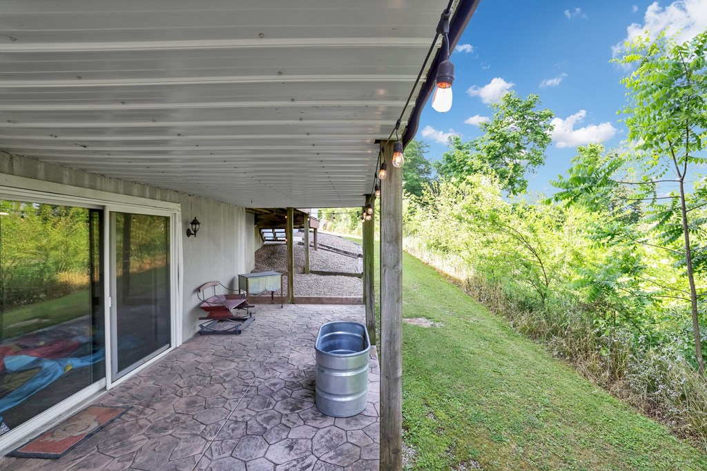 724 Poe Road, Bucyrus, Ohio 44820, 3 Bedrooms Bedrooms, ,3 BathroomsBathrooms,Residential,For Sale,Poe Road,9067208