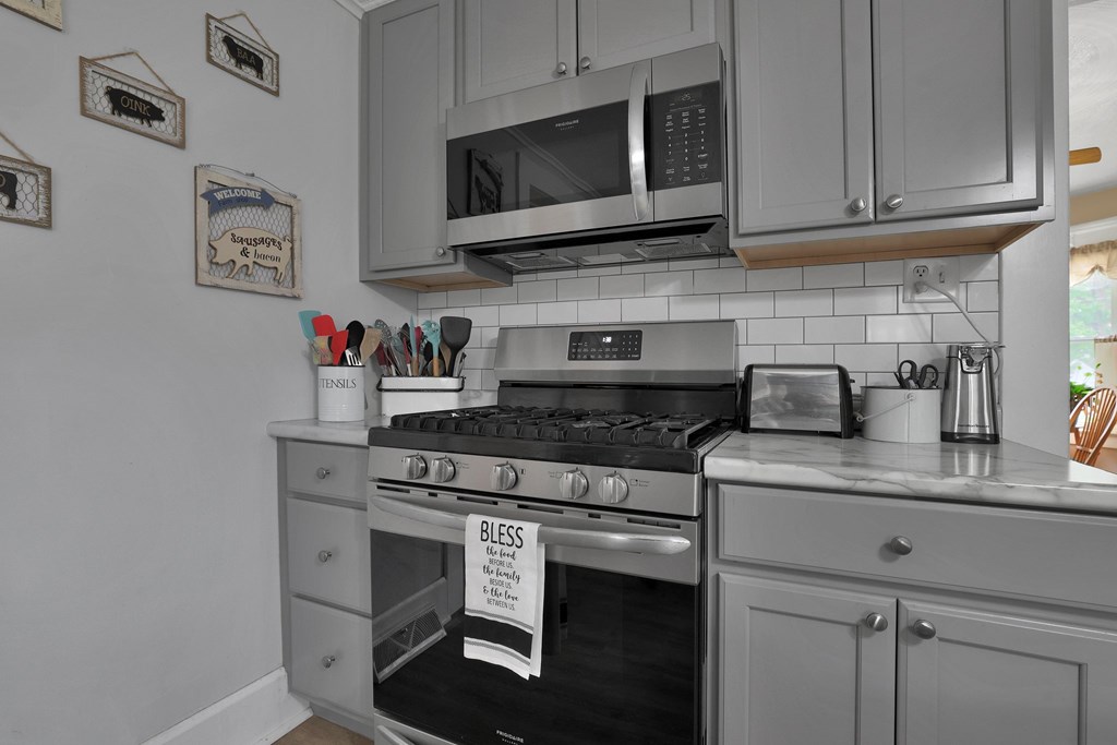 300 Walnut Street, Mount Vernon, Ohio 43050, 3 Bedrooms Bedrooms, ,1 BathroomBathrooms,Residential,For Sale,Walnut Street,9067235