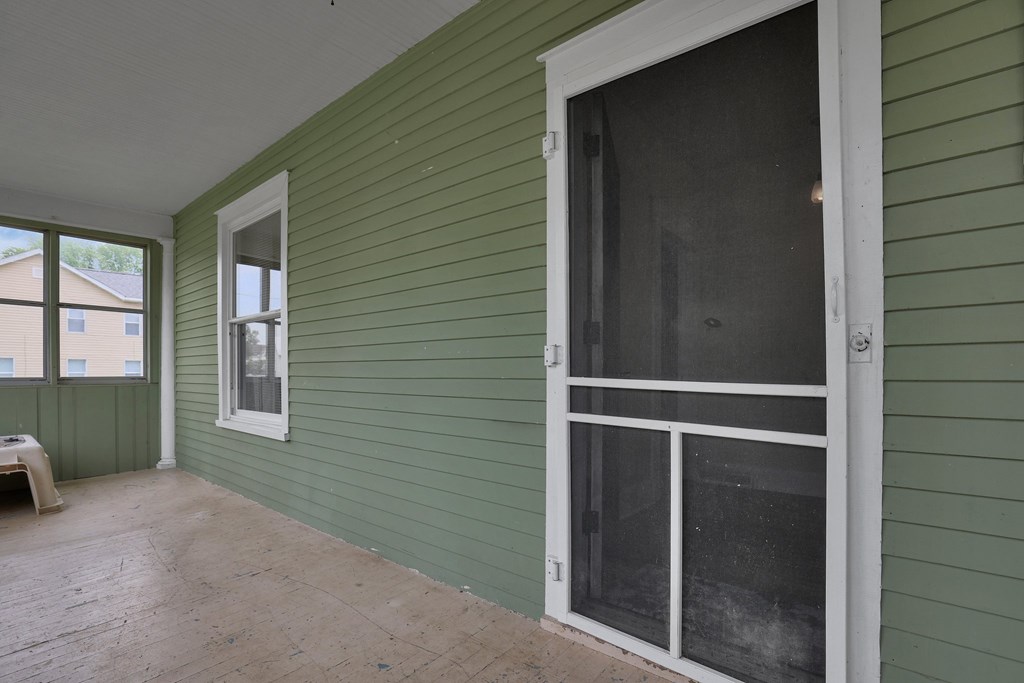 300 Walnut Street, Mount Vernon, Ohio 43050, 3 Bedrooms Bedrooms, ,1 BathroomBathrooms,Residential,For Sale,Walnut Street,9067235
