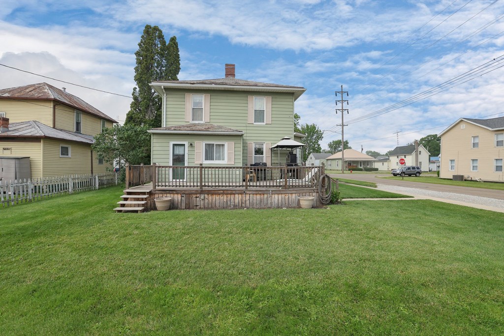300 Walnut Street, Mount Vernon, Ohio 43050, 3 Bedrooms Bedrooms, ,1 BathroomBathrooms,Residential,For Sale,Walnut Street,9067235