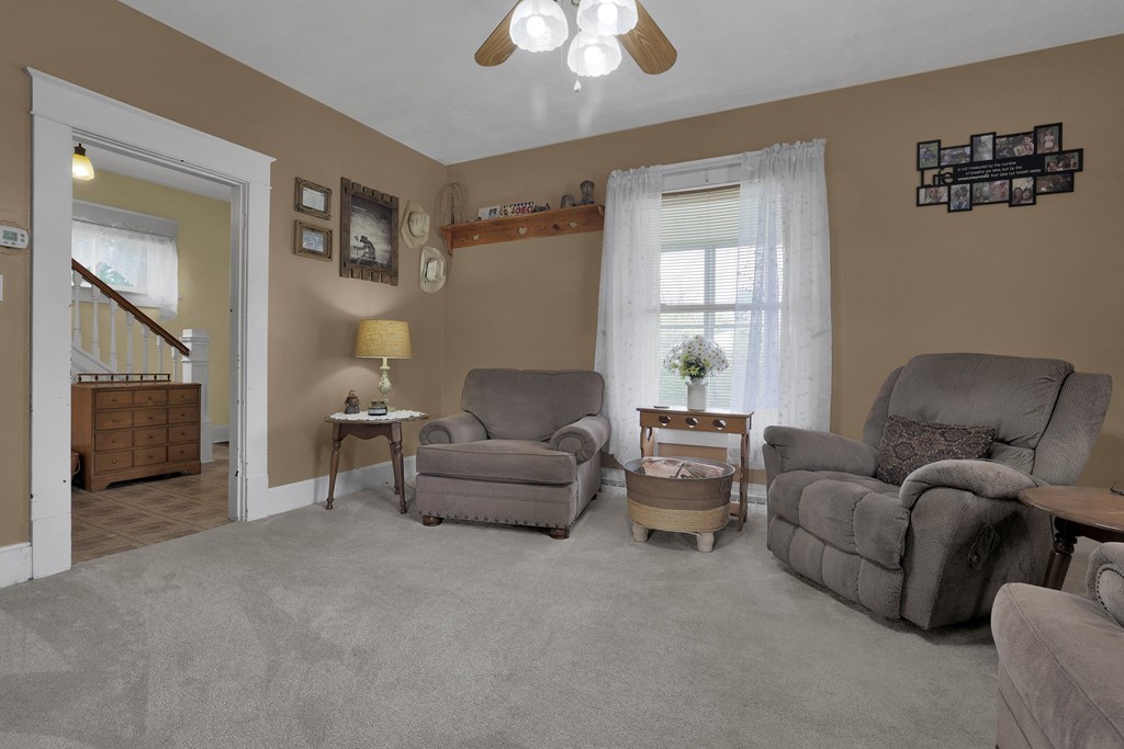 300 Walnut Street, Mount Vernon, Ohio 43050, 3 Bedrooms Bedrooms, ,1 BathroomBathrooms,Residential,For Sale,Walnut Street,9067235