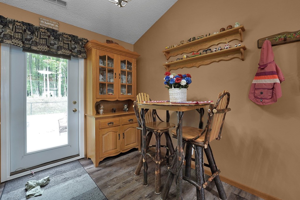 1923 August Drive, Ontario, Ohio 44906, 3 Bedrooms Bedrooms, ,2 BathroomsBathrooms,Residential,For Sale,August Drive,9067236