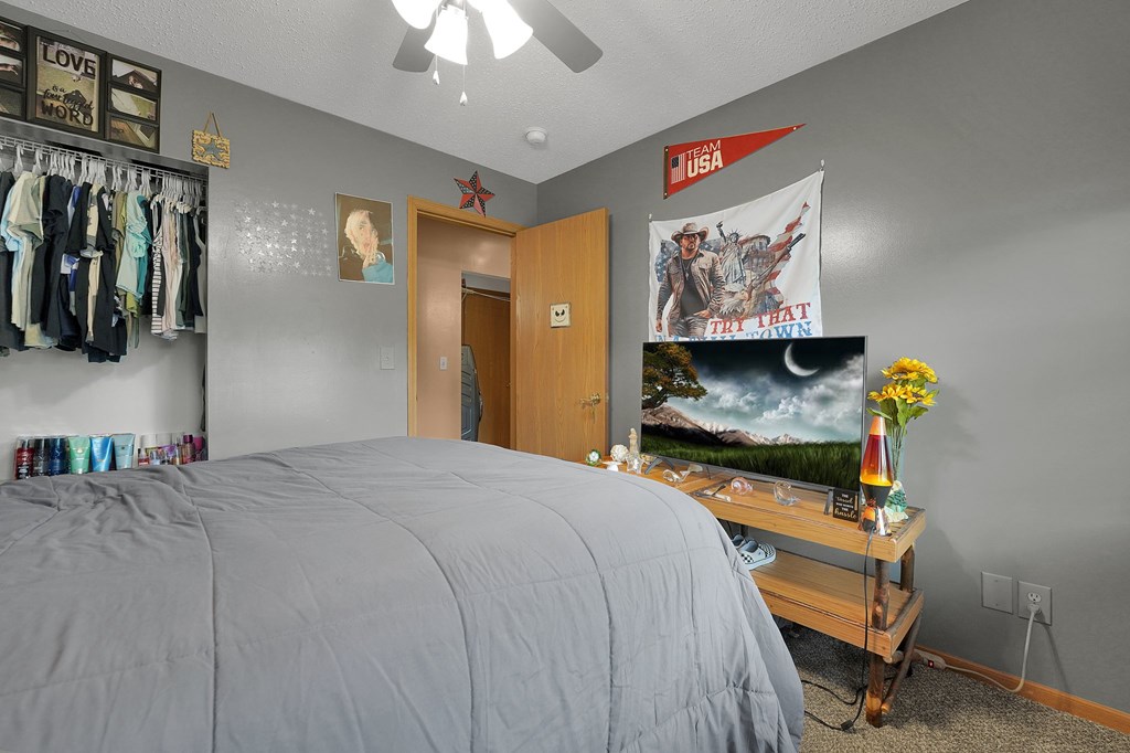1923 August Drive, Ontario, Ohio 44906, 3 Bedrooms Bedrooms, ,2 BathroomsBathrooms,Residential,For Sale,August Drive,9067236