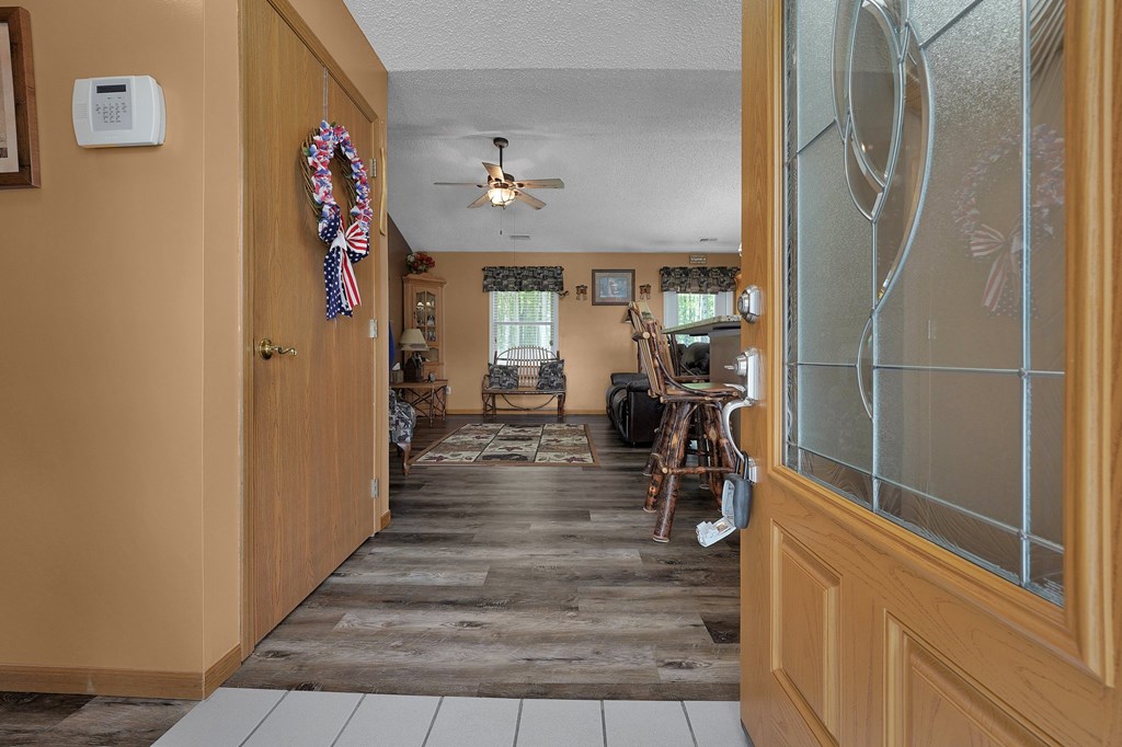 1923 August Drive, Ontario, Ohio 44906, 3 Bedrooms Bedrooms, ,2 BathroomsBathrooms,Residential,For Sale,August Drive,9067236