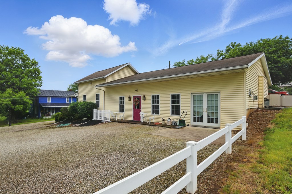 93 S Ohio Street, Ashland, Ohio 44805, ,Commercial Sale,For Sale,S Ohio Street,9067238