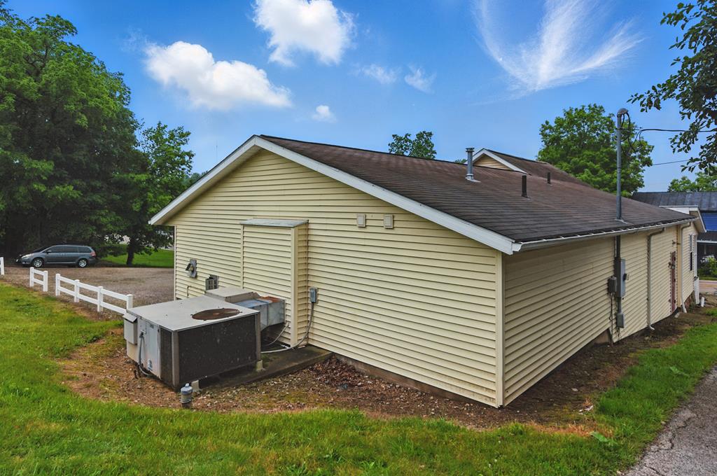 93 S Ohio Street, Ashland, Ohio 44805, ,Commercial Sale,For Sale,S Ohio Street,9067238