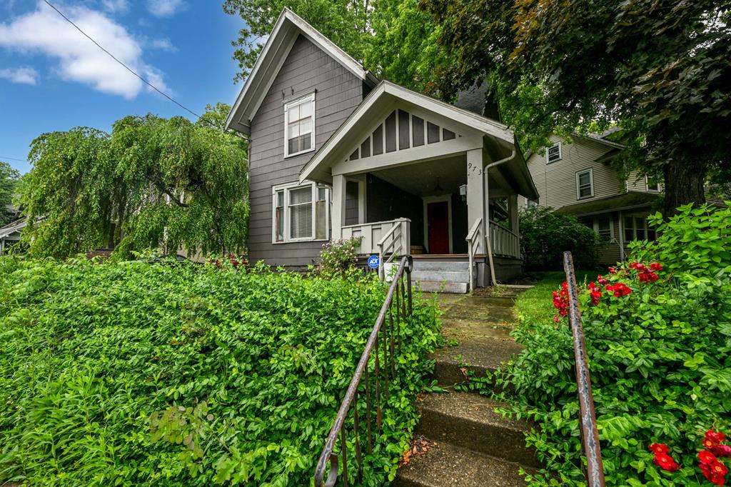 973 W Exchange Street, Akron, Ohio 44302, 4 Bedrooms Bedrooms, ,Residential Income,For Sale,Exchange Street,9067245