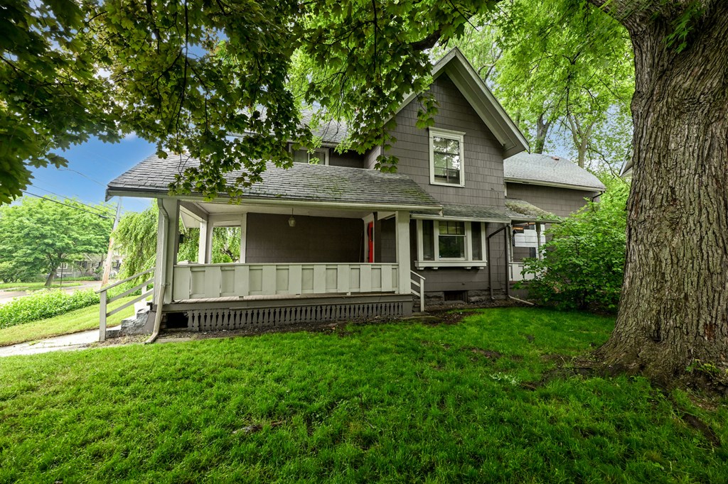 973 W Exchange Street, Akron, Ohio 44302, 4 Bedrooms Bedrooms, ,Residential Income,For Sale,Exchange Street,9067245