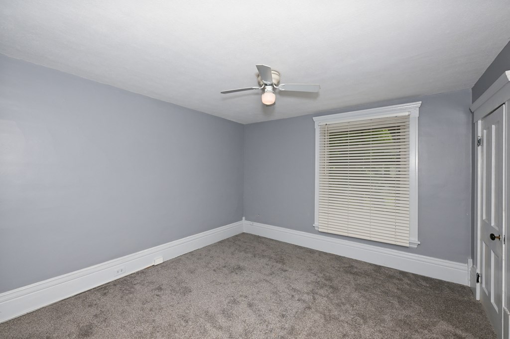973 W Exchange Street, Akron, Ohio 44302, 4 Bedrooms Bedrooms, ,Residential Income,For Sale,Exchange Street,9067245