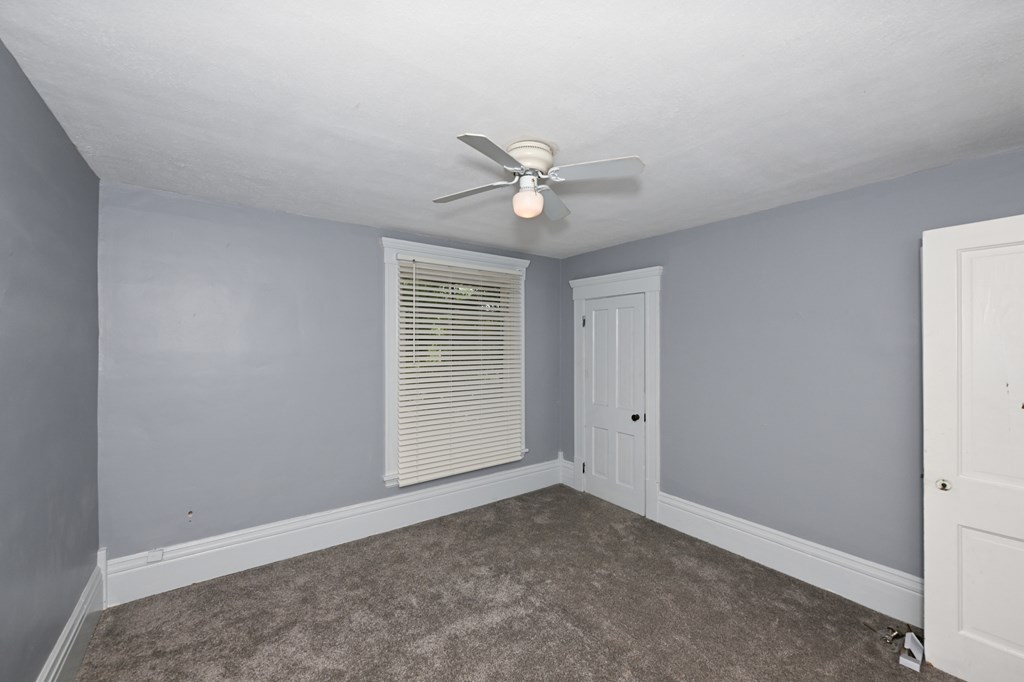 973 W Exchange Street, Akron, Ohio 44302, 4 Bedrooms Bedrooms, ,Residential Income,For Sale,Exchange Street,9067245