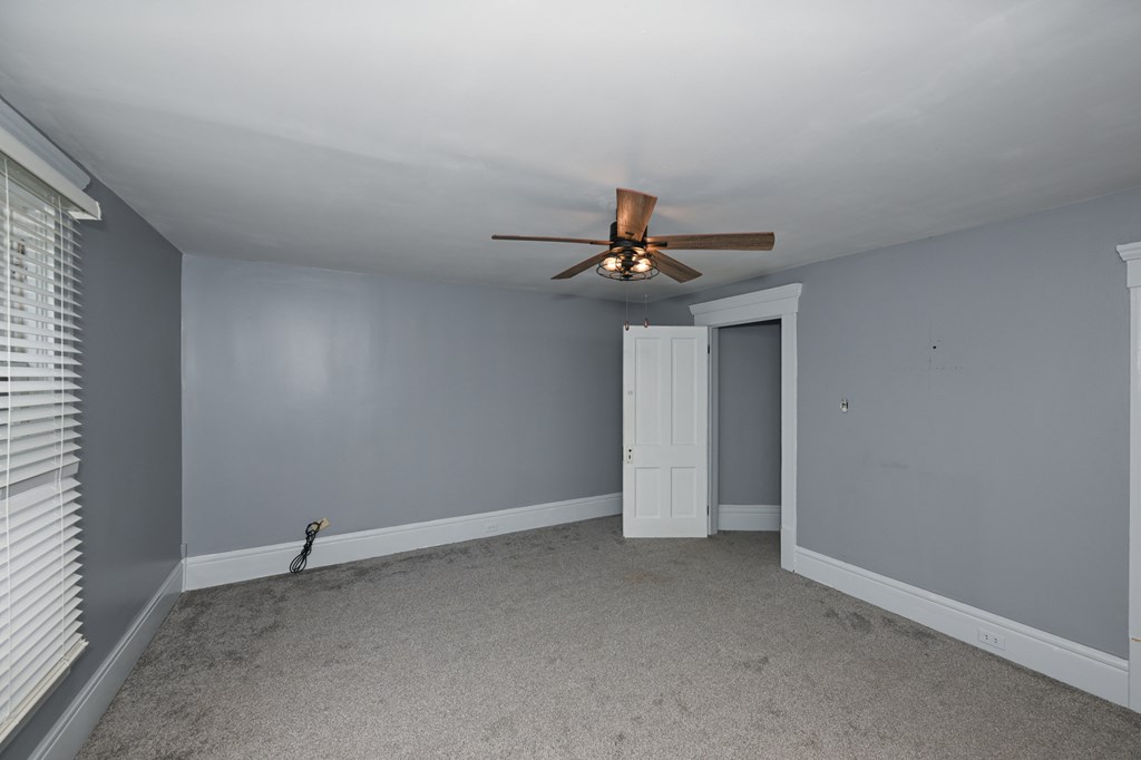973 W Exchange Street, Akron, Ohio 44302, 4 Bedrooms Bedrooms, ,Residential Income,For Sale,Exchange Street,9067245
