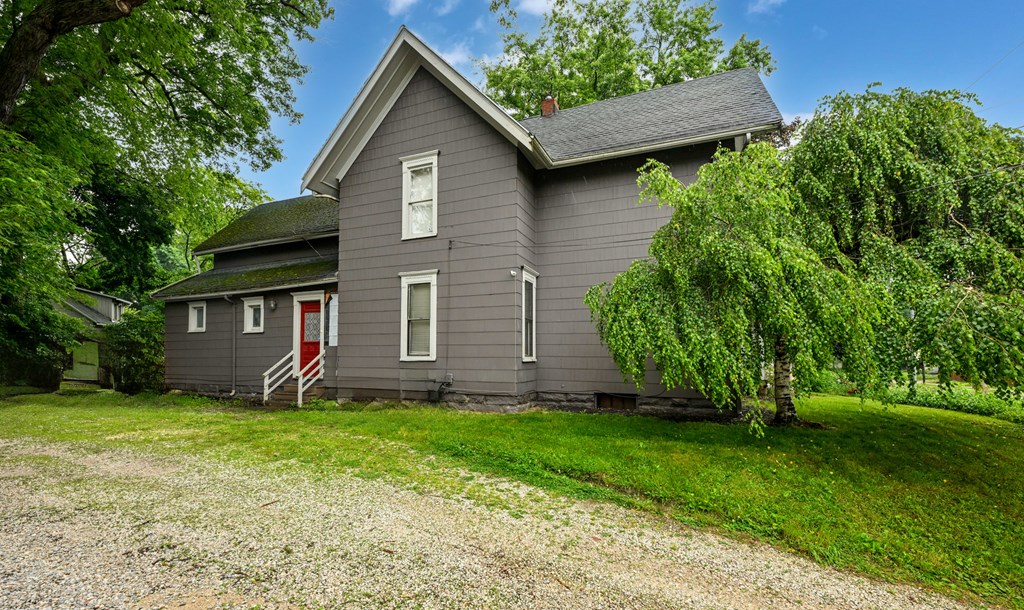973 W Exchange Street, Akron, Ohio 44302, 4 Bedrooms Bedrooms, ,Residential Income,For Sale,Exchange Street,9067245