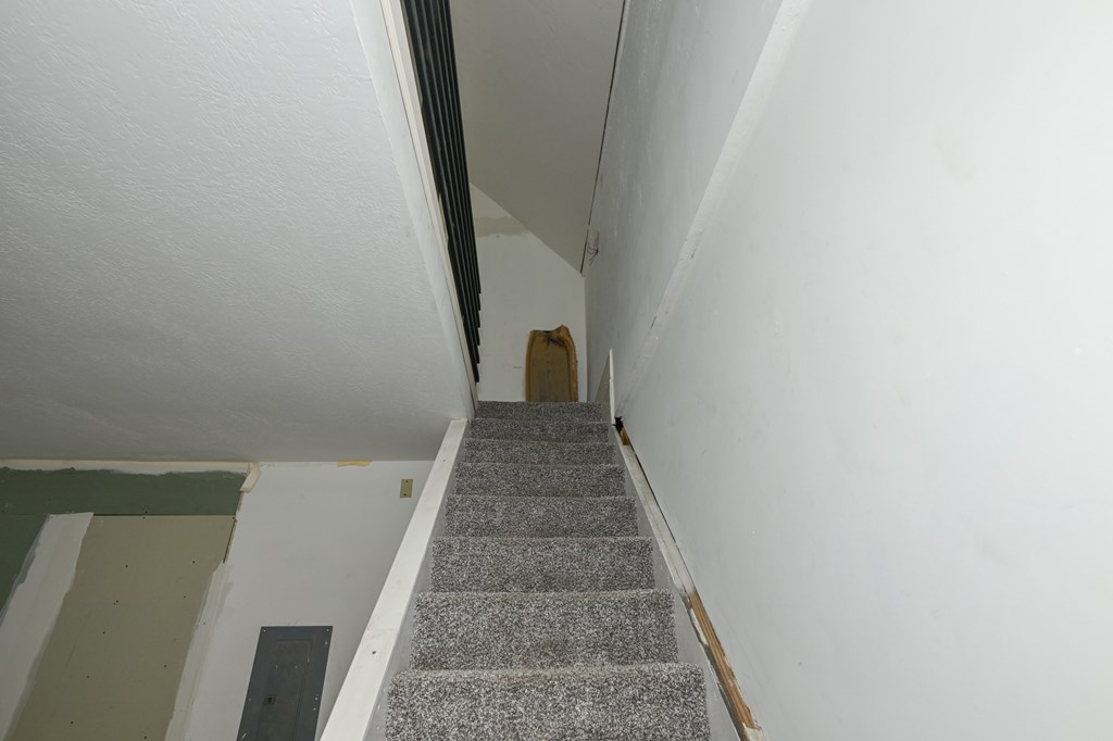 973 W Exchange Street, Akron, Ohio 44302, 4 Bedrooms Bedrooms, ,Residential Income,For Sale,Exchange Street,9067245