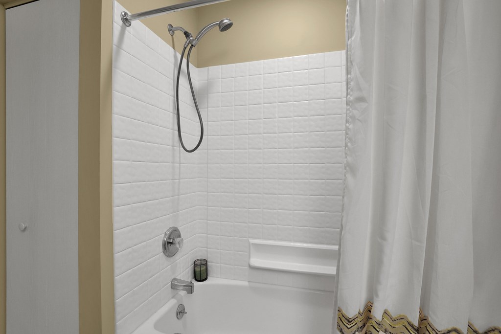 810 Whippoorwill Lane, Mansfield, Ohio 44906, 2 Bedrooms Bedrooms, ,2 BathroomsBathrooms,Residential,For Sale,Whippoorwill Lane,9067273