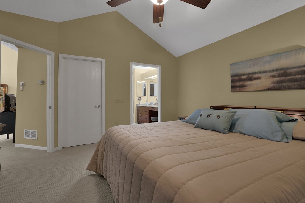 810 Whippoorwill Lane, Mansfield, Ohio 44906, 2 Bedrooms Bedrooms, ,2 BathroomsBathrooms,Residential,For Sale,Whippoorwill Lane,9067273